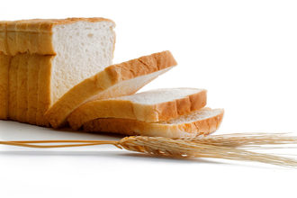 白平底面包和小麦